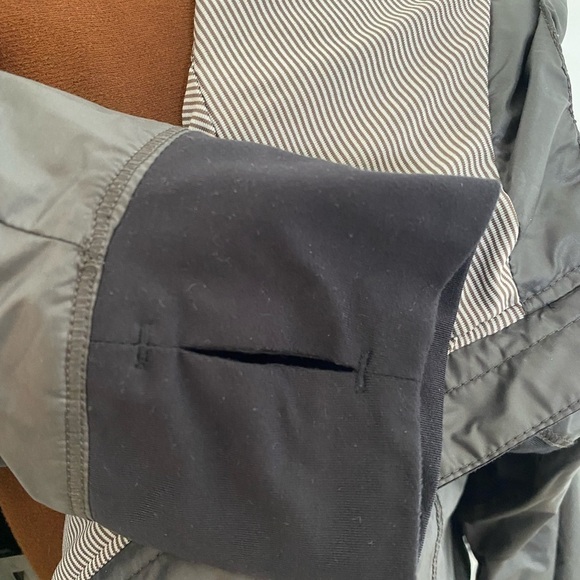 Lole Black Hooded Jacket - Picture 7 of 14